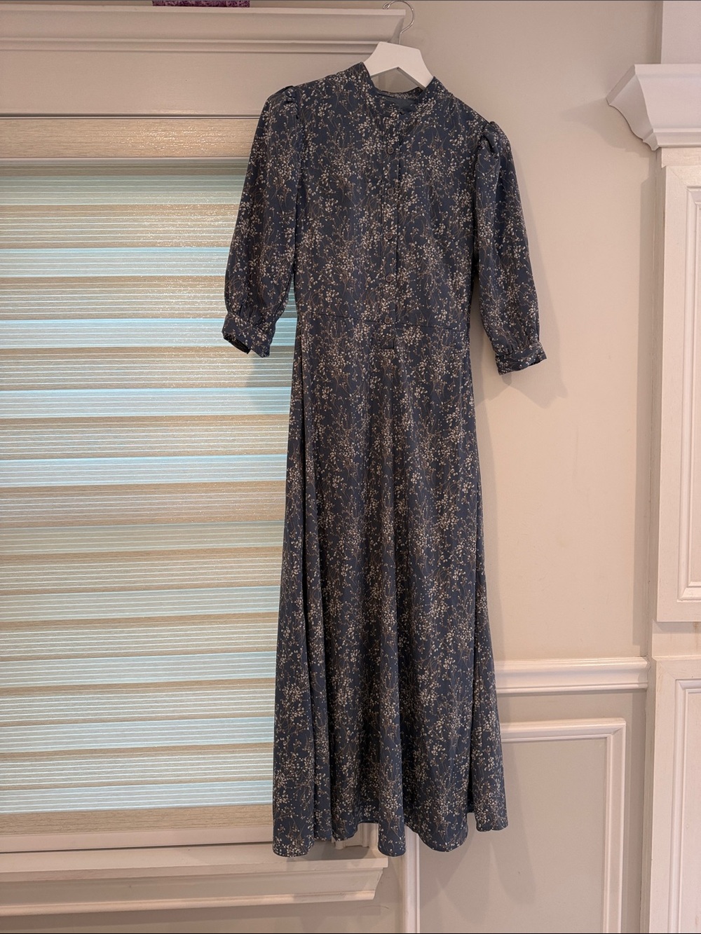 Blue Floral Midi Dress with Puff 3/4 Sleeves